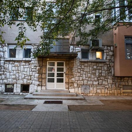 Big Tree Apartment & The Nest Apartment - Free Parking Mostar Buitenkant foto