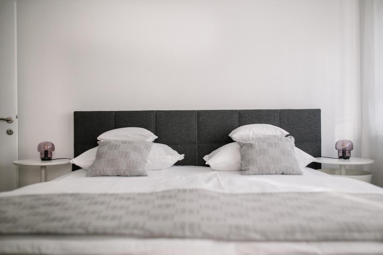 Big Tree Apartment & The Nest Apartment - Free Parking Mostar Buitenkant foto