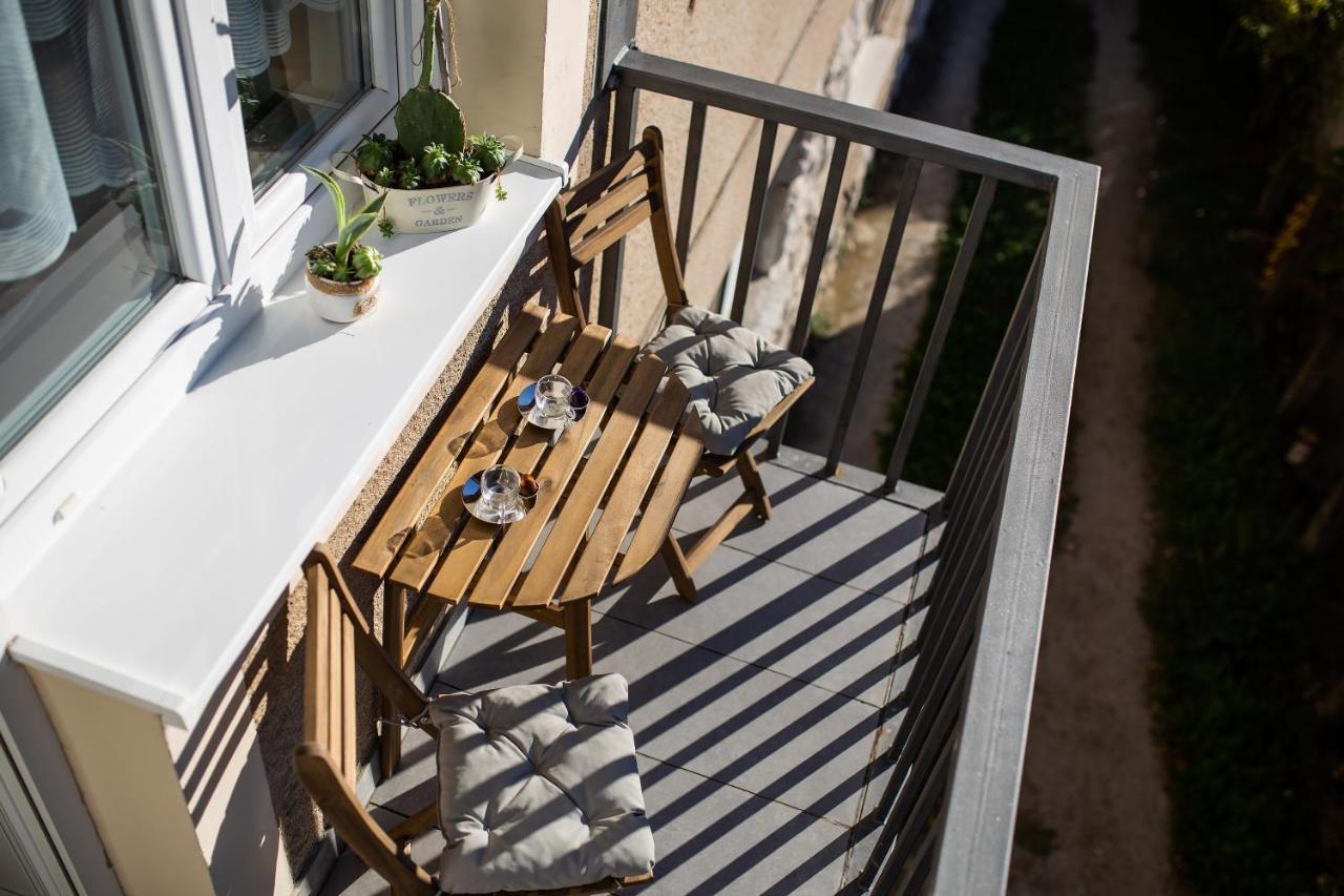 Big Tree Apartment & The Nest Apartment - Free Parking Mostar Buitenkant foto