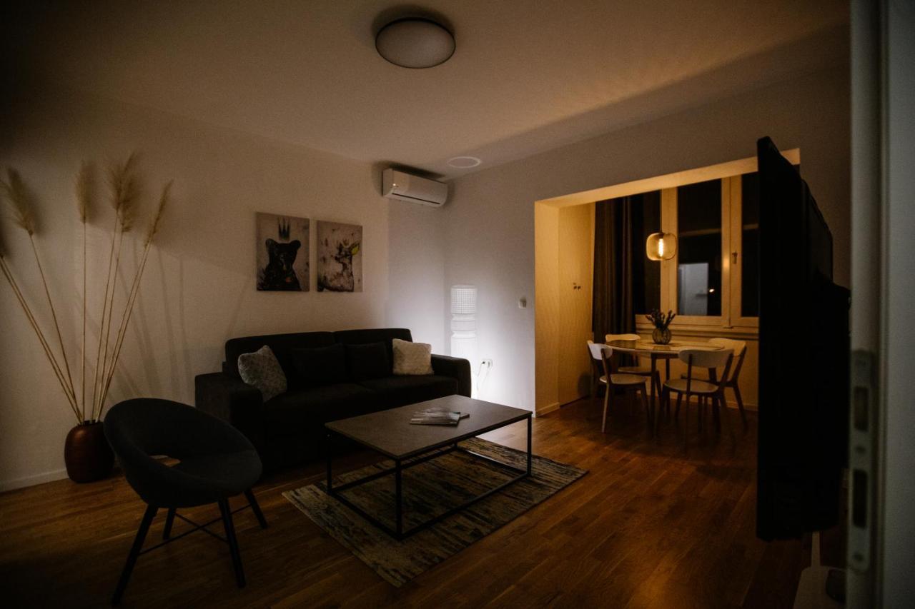 Big Tree Apartment & The Nest Apartment - Free Parking Mostar Buitenkant foto